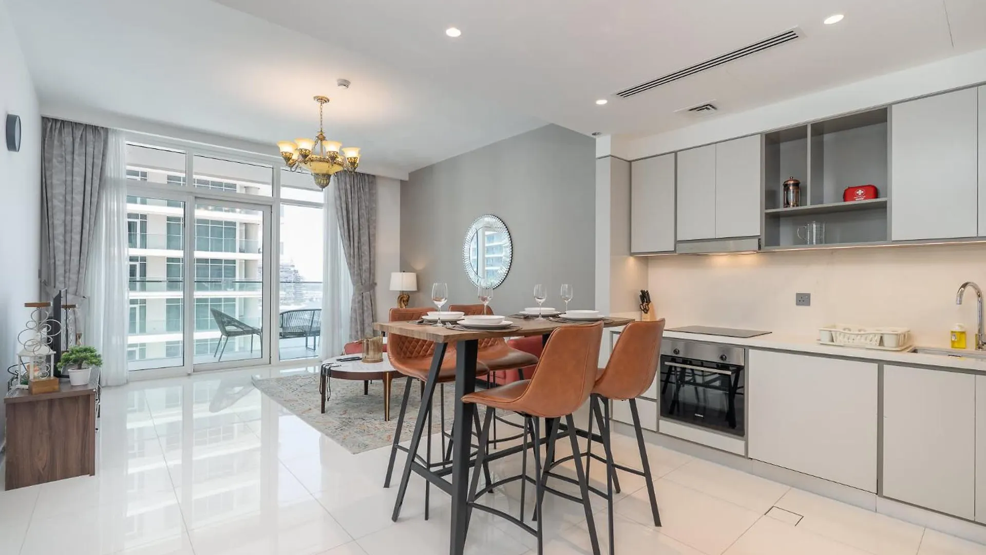 2 Bedroom In Emaar Beachfront With Beautiful Views Dubai