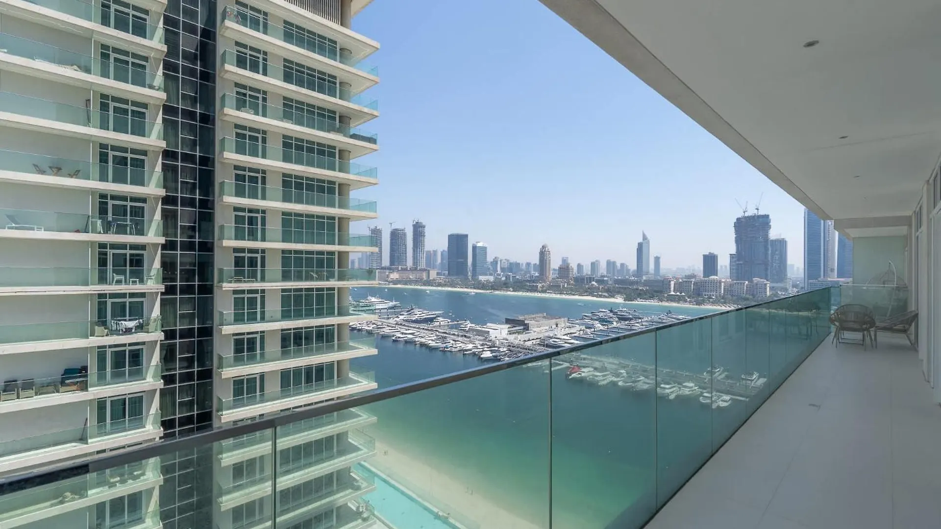 2 Bedroom In Emaar Beachfront With Beautiful Views Dubai Apartment